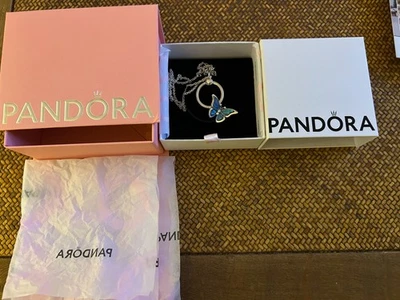 Pandora collana a catenina con Pendente O e Farfalla Grande - originale - Immagine 1 di 4