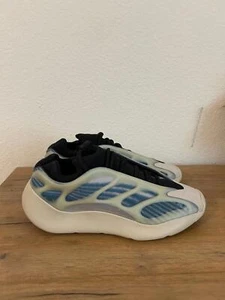 Yeezy 700 V3 Kyanite (Size 10.5) - Picture 1 of 4
