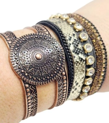 Juego de pulsera Urban Drifter marrón pedrería cobre estampado de serpiente brazalete e imán Foto 1 de 4