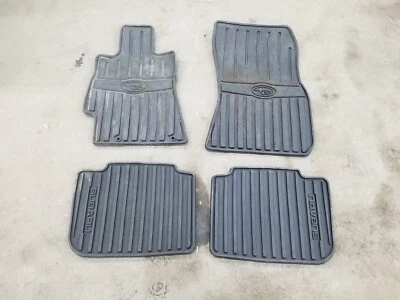 Juego de (4) alfombrillas de goma OEM Subaru Outback 2012 Foto 1 de 4