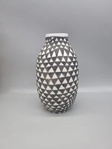 A Contemporary Earthenware Mosaic Ceramic Vase With Crackle Glaze. - Picture 1 of 9