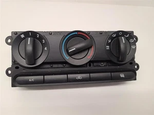 Control de temperatura con espejos retrovisores térmicos de aire acondicionado Ford F150 2004-2008 - Imagen 1 de 12