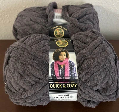 Lote de 2 madejas marca León hilo rápido y acogedor espresso 6-súper voluminoso NUEVO Foto 1 de 3