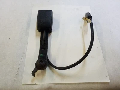 Hebilla del cinturón de seguridad del conductor delantero izquierdo | Se adapta a Ford F250 F350 F450 2011-2016 Foto 1 de 4