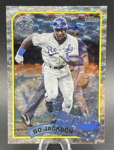 2024 Topps Series 1 Bo Jackson #89B-13 1989 papel de aluminio plateado reales paralelos - Imagen 1 de 2