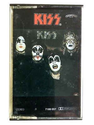 Kiss - Kiss - Self Titled Cassette 7199057 - Casablanca Paper Labels - Image 1 of 2