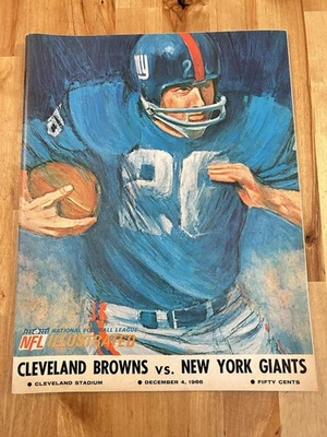 1966 CLEVELAND BROWNS vs N.Y. GIANTS Dec 4 1966 NFL PROGRAM Municipal Stadium - Image 1 of 4