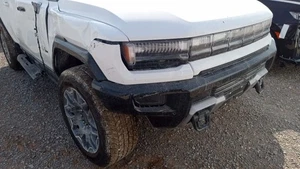 HUMMER EV 2025 Passenger Headlight 457179 - Picture 1 of 10