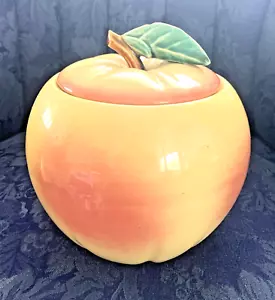 Vintage McCoy ~ Tarro de galletas de manzana amarillo rubor ~ Cerámica MCM 1950’s - Imagen 1 de 7