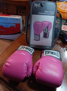 Everlast Womens Pro Style Elite Training Gloves Pink Gray Boxing 8 oz - Picture 1 of 7