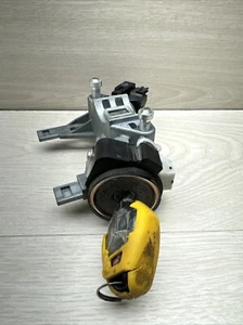 2004-2011 MITSUBISHI ENDEAVOR IGNITION SWITCH LOCK W/KEY OEM Quick Ship - Picture 1 of 7