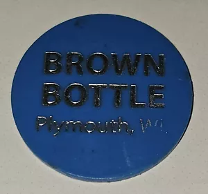 Brown Bottle Plymouth, WI Plastic Good For Token Mixed Drink (P-39) - Picture 1 of 2