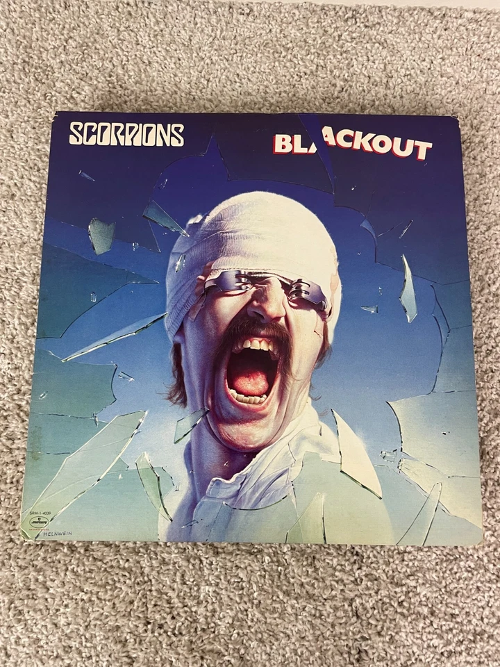 1982 Scorpions Blackout Vinyl Album USA PolyGram Records SRM-1-4039 Foto 1 de 4