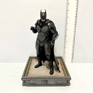 Triforce Injustice 2 The Versus Collection - Batman Statue Only - Free Postage - Picture 1 of 6