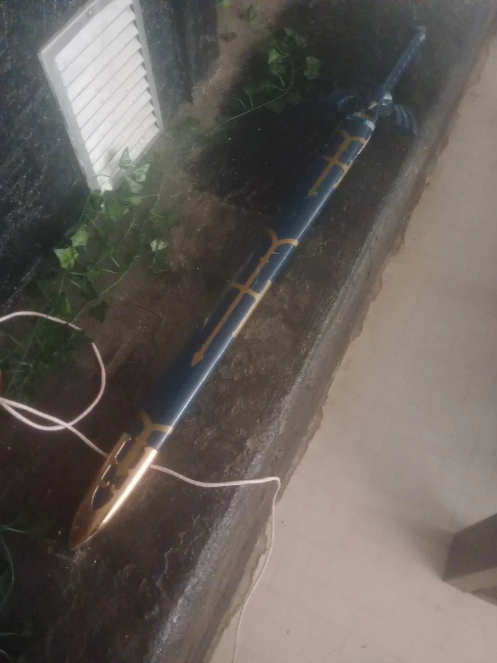 Réplica de espada maestra Legend of Zelda usada con hoja de metal Foto 1 de 4