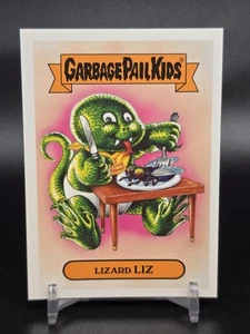 Lizard Liz Topps 2019 Garbage Pail Kids Revenge Of Oh, The Horr-ible GPK  - Bild 1 von 2