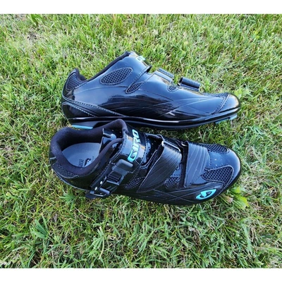 Zapato de ciclismo de carretera Giro Solara para mujer talla 42,5 nuevo sin caja Foto 1 de 4
