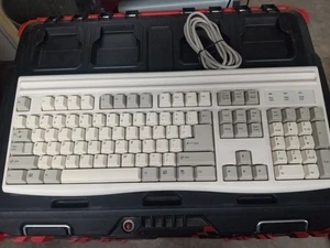 Vintage Mitsumi Keyboard KPQ-E99ZC-13 5pin DIN Connector KPQEA4ZA 60 R7577 - Picture 1 of 12