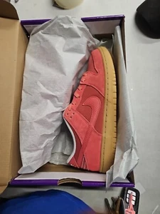 Nike SB Dunk Low 'Adobe" DV5429-600 ADOBE ROJO/GOMA Talla 9.5 EE. UU. - Imagen 1 de 6