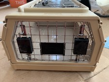 21 x 15 x 16 pet carrier