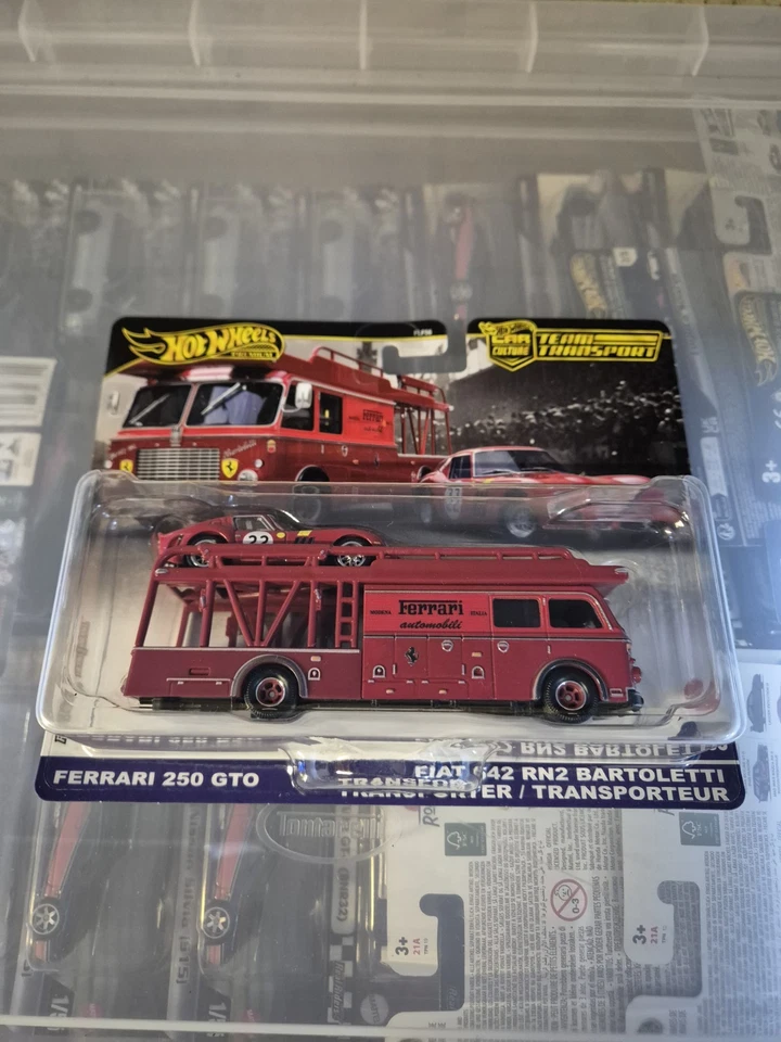 Hot Wheels Team Transport Ferrari 250 GTO And Fiat 642 RN2 Bartoletti - Image 1 of 1