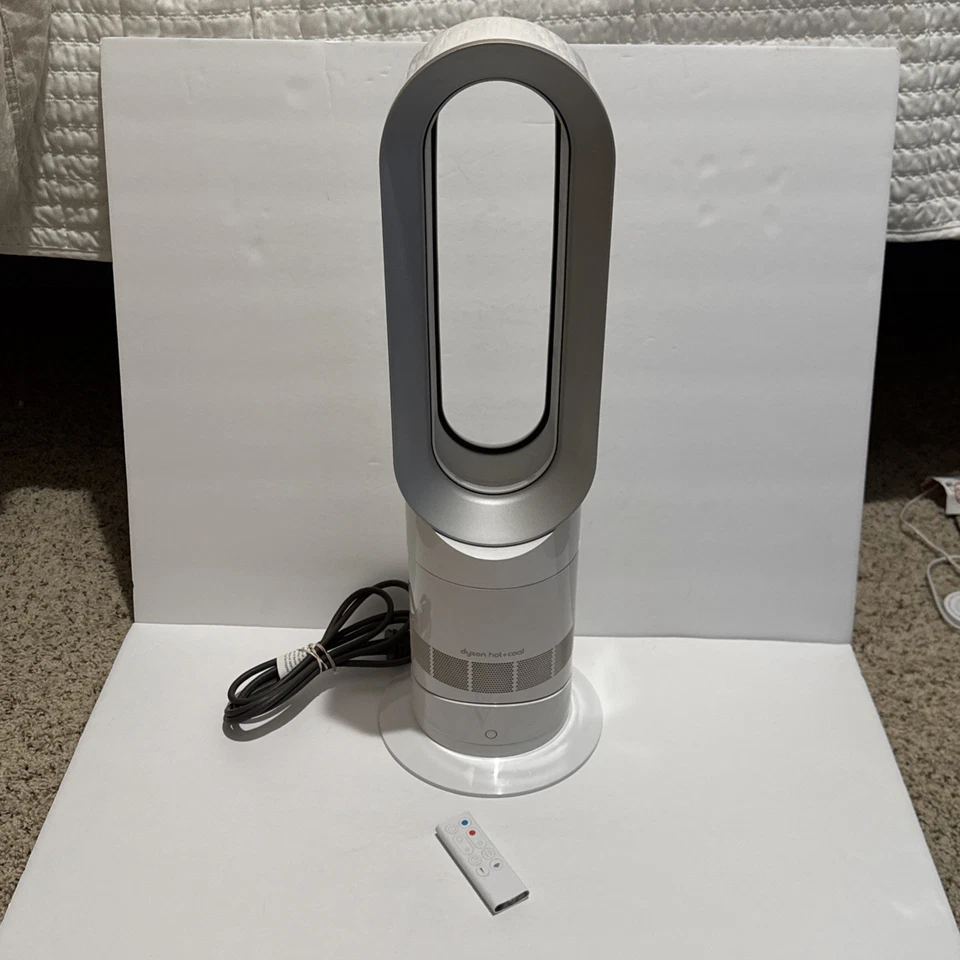 Ventilador oscilante calentador Dyson AM09 Hot Cool Jet Focus funciona blanco plateado con control remoto Foto 1 de 4