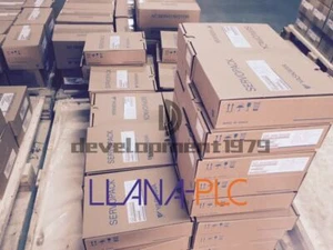 1PC NEW Yaskawa AC Servo Motor SGMAV-06A3A6C - Picture 1 of 1