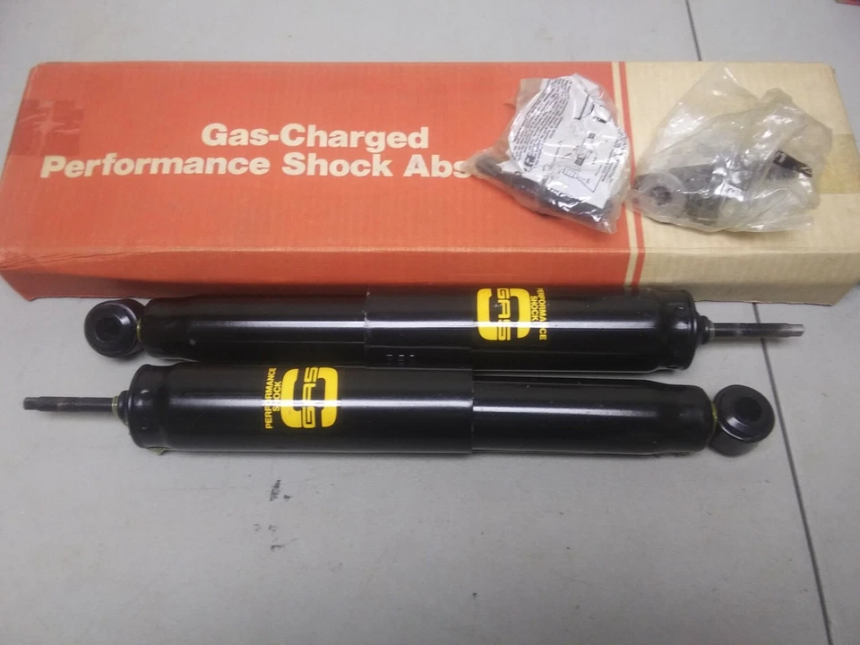 Amortiguadores traseros cargados de gasolina Chevrolet/Pontiac Camaro/Firebird 1982-1986    Foto 1 de 1
