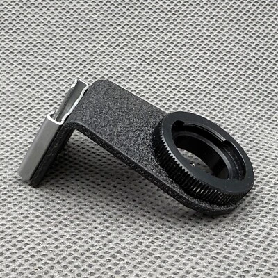 Pentacon Six Zubehör Blitzschuh für Exakta 66 und Pentacon Six Prismen OVP - Bild 1 von 4