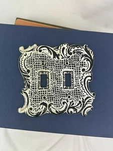 Vintage Double Light Switch Plate Antique White Ornate Cover French Provincial - Picture 1 of 9