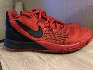 Nike Youth Low-Cut Kyrie Flytrap 2 Athletic Sneakers AQ3412-667 Red Size 7Y - Picture 1 of 7