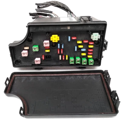 04692168AJ Chrysler 2008 2009 Sebring Fuse Box Dodge Avenger Relay Module *H91 - Image 1 of 4