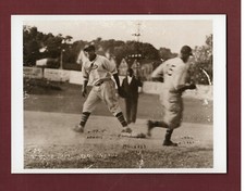 MULE SUTTLES, 1939 Newark Eagles Negro League postcard | 1991 Pomegranate