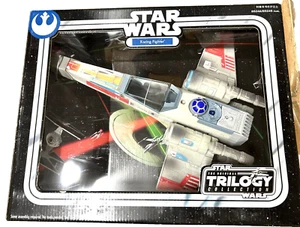 2004 Hasbro Star Wars X-Wing Fighter, The Original Trilogy Collection, BNISB - Picture 1 of 3