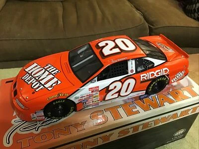 Colección Revell Tony Stewart #20 2000 Home Depot Roy 1/18 Nascar diecast Foto 1 de 4