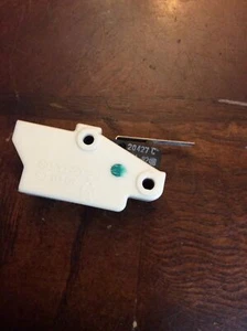 Dryer Micro Switch & Holder For LG P/N: 4930EL4006-1 Used - Picture 1 of 8