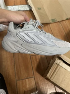 Größe 10 - Adidas Ozelia Triple Grey - Bild 1 von 5