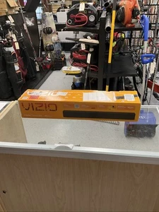 Barra de sonido compacta de cine en casa Vizio V20-J8 serie V 2.0 24" con control remoto 223193 - Imagen 1 de 3