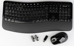 Microsoft Wireless Comfort Desktop 5050 Keyboard and Mouse - Picture 1 of 3