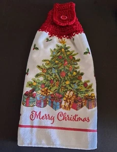 Christmas Tree Merry Christmas Crocheted Towel Topper Pretty Festive - Picture 1 of 3