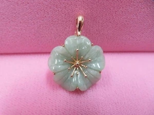 14k Solid Y. Gold Carved Light Green Jadeite Jade Flower Pendant Enhancer - Picture 1 of 8
