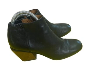 Coclico Women's Black Spanish Leather Ankle Boot 39 Style 5277 - Picture 1 of 6