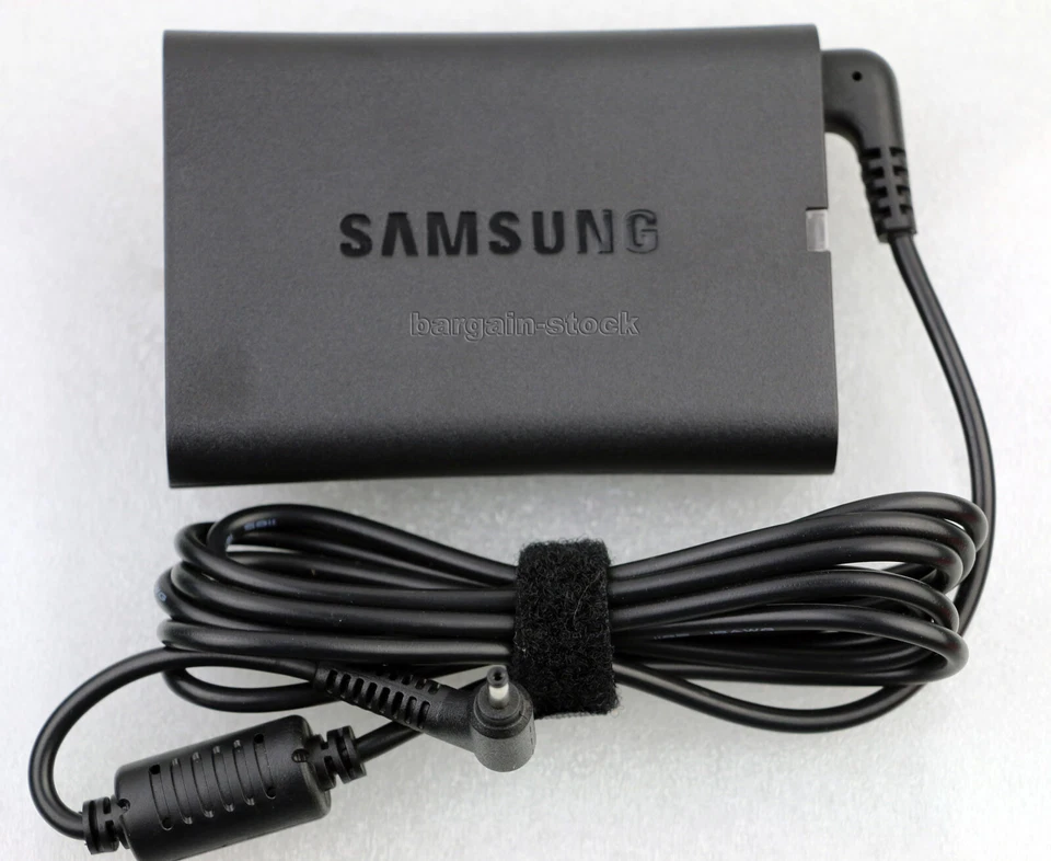Original Samsung NP905S3G-K02US NP915S3G-K04US AC Adapter Charger 19V 2.1A 40W - image 1 of 4