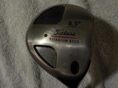A Titleist 975D, 8.5 Degree Loft Driver with Swing Science Graphite Shaft - Image 1 of 4