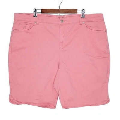 Gloria Vanderbilt womens slimming bermuda short Plus size 22W stretch denim pink - Image 1 of 4