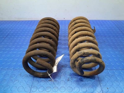 08-24 Ford F-250 F-350 6.7L 4x2 conjunto de duas molas helicoidais de suspensão dianteira fabricante de equipamento original - Imagem 1 de 4