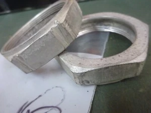 Vintage Harley Davidson KNUCKLE PANHEAD PAIR USED Intake Manifold SILVER NUT - Imagen 1 de 10