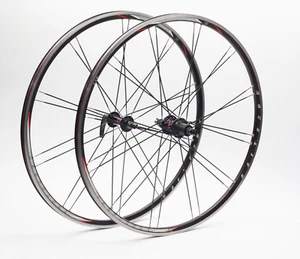 Bontrager Race Lite 8/9/ 10spd 700C Wheelset DT Swiss Hubs - 24/20-Bladed Spokes - Picture 1 of 12