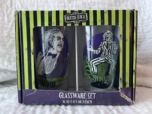 BEETLEJUICE Glassware Set 16 oz Set of 2 It's Showtime Movie - NEW - Imagen 1 de 9