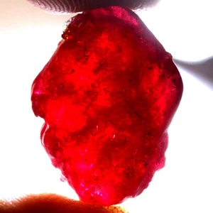 40.50Ct. Natural Ruby Rough Rare Top Red Large Size! Mine Mozambique Sparkling! - Picture 1 of 7